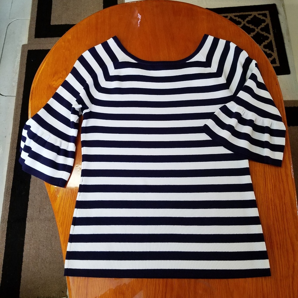 Cable & Gauge knit blue and white stripe top M